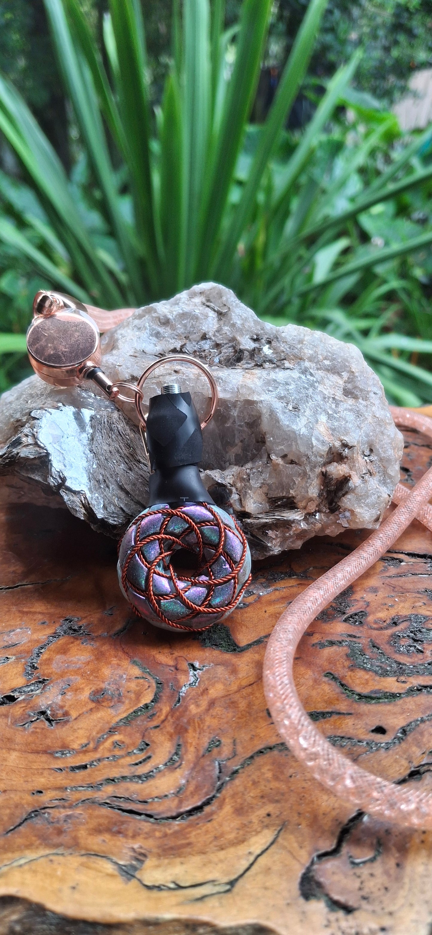 Torus PEMF Orgonite Necklace (Purple)