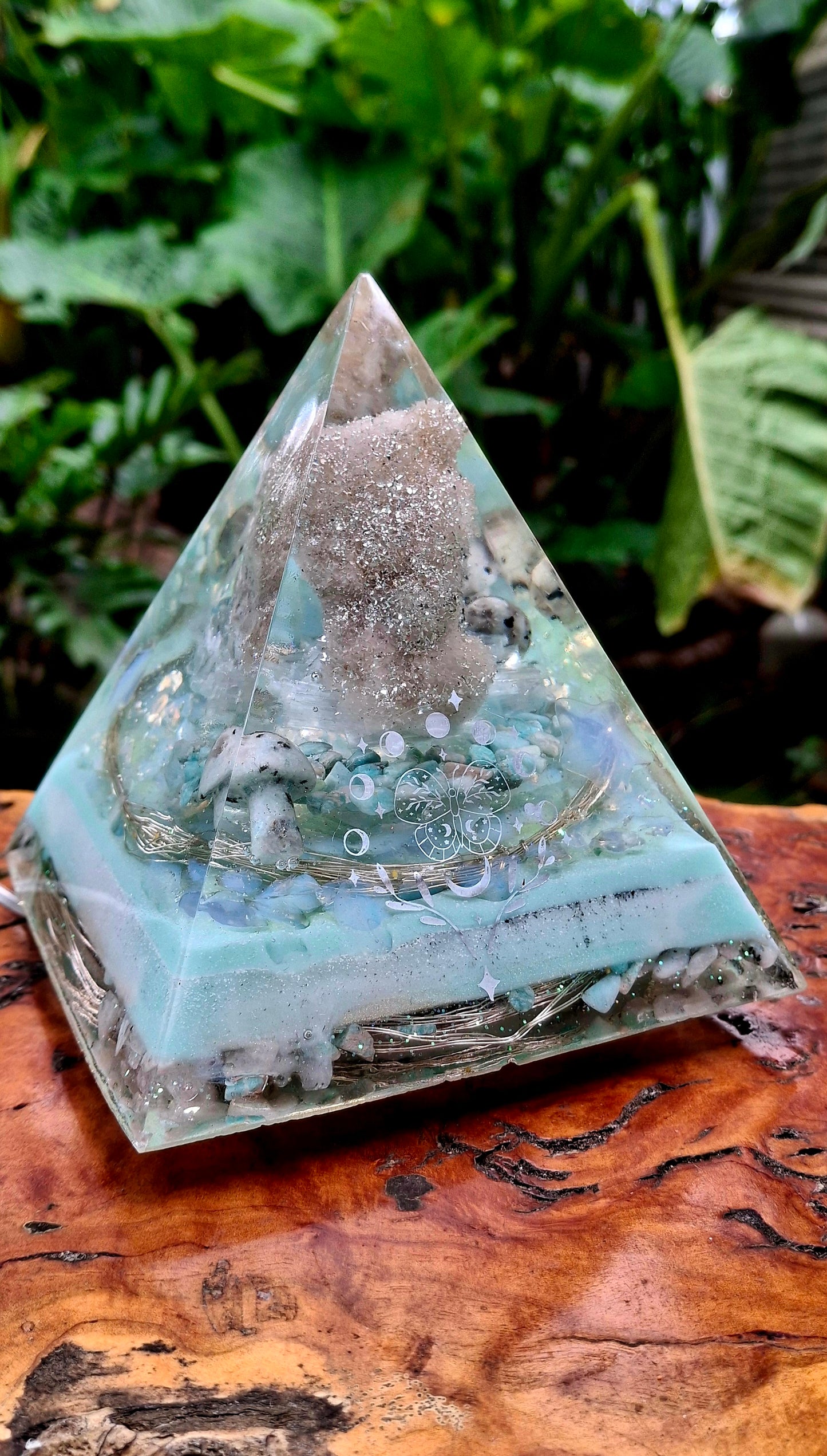 Spirit Quartz Orgonite Pyramid Lamp