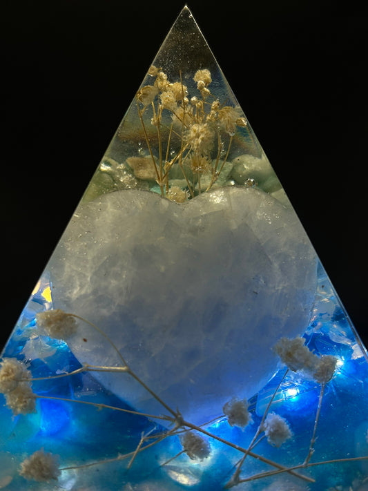 Blue Calcite Heart Lamp