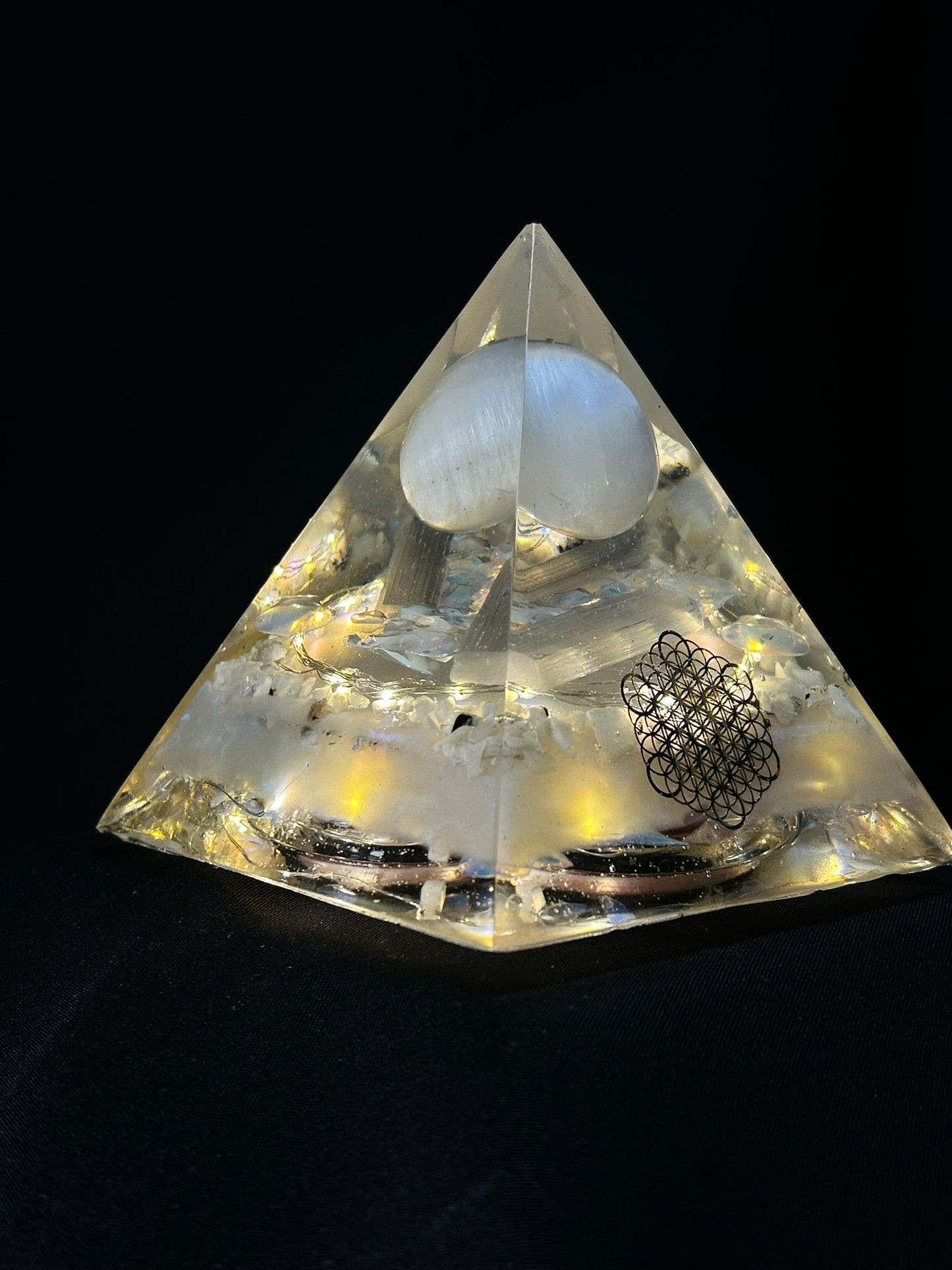 Selenite Sphere Orgonite Pyramid Lamp